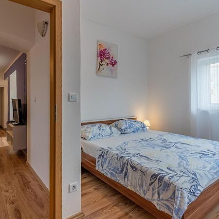 Apartment Jurasic Orlec エクステリア 写真
