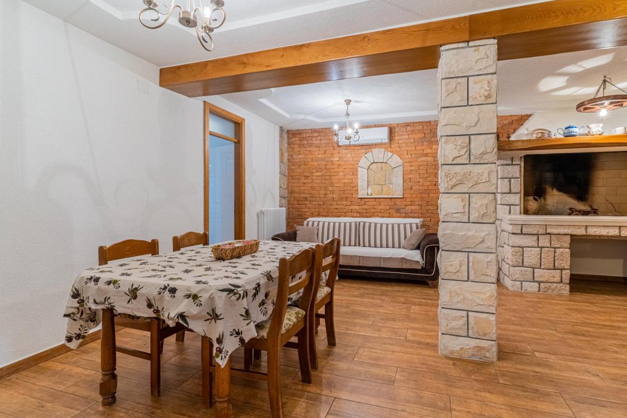 Apartment Jurasic Orlec エクステリア 写真