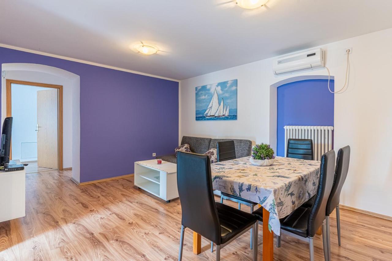 Apartment Jurasic Orlec エクステリア 写真