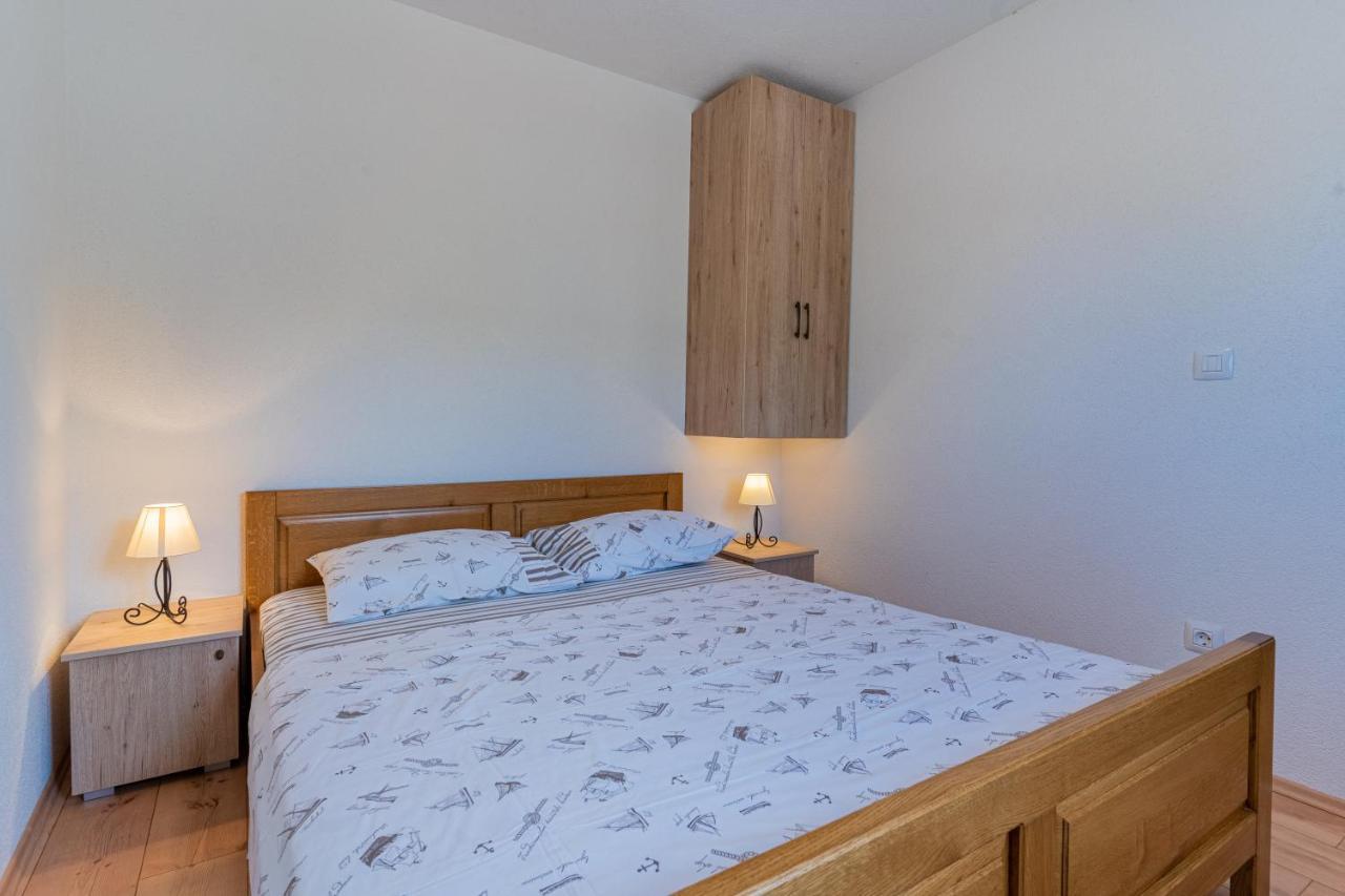 Apartment Jurasic Orlec エクステリア 写真
