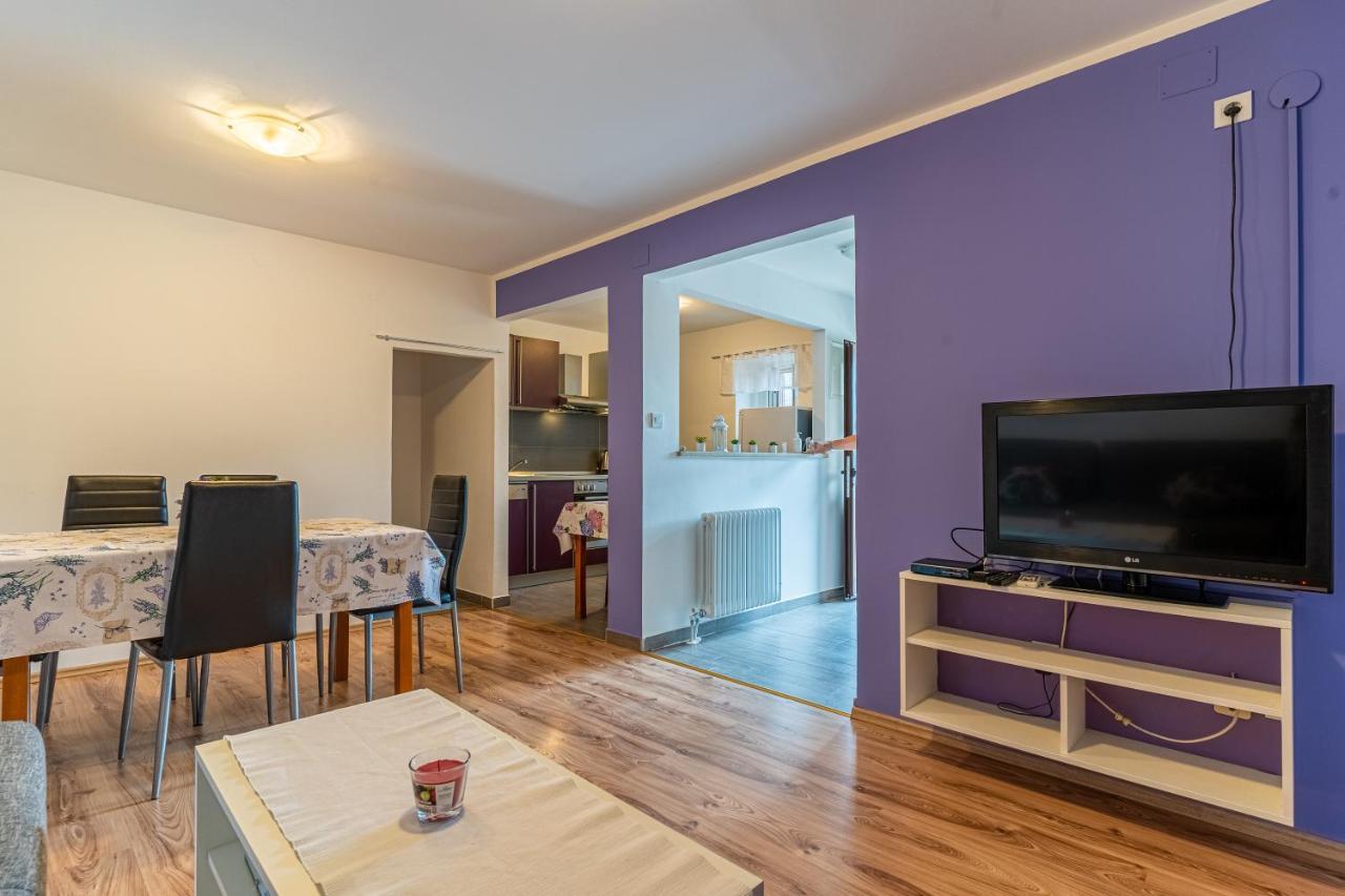 Apartment Jurasic Orlec エクステリア 写真