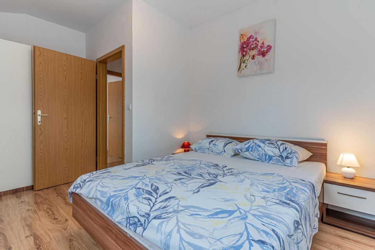 Apartment Jurasic Orlec エクステリア 写真